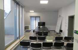 Imobil modern in zona centrala, cu parcari