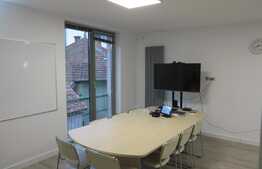 Imobil modern in zona centrala, cu parcari