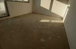 Apartament cu 3 camere, 77 mp, terasa, strada Subcetate 