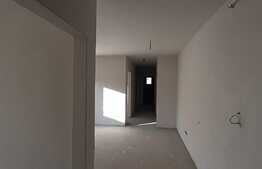 Apartament cu 2 camere, semifinisat, incalzire in pardoseala. Zona Subcetate 