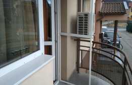 Apartament 3 camere, 73 mp, zona Florilor