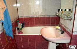 Vanzare 2 camere decomandate, 50 mp, zona Universitatii Tehnice