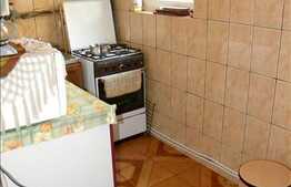 Vanzare 2 camere decomandate, 50 mp, zona Universitatii Tehnice