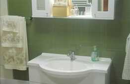 Apartament cu 3 camere de vanzare in zona Campului!Superfinisat in bloc tip vila