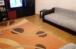 Garsoniera decomandata, loc de parcare, zona strazii Ioan Rus