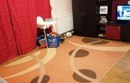 Garsoniera decomandata, loc de parcare, zona strazii Ioan Rus