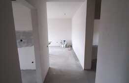 3 camere decomandate, 2 bai, 2 balcoane, camara, zona Teilor