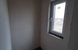 3 camere decomandate, 2 bai, 2 balcoane, camara, zona Teilor