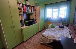 Apartament decomandat de 59 mp utili, parcare, zona Florilor