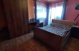 Apartament decomandat de 59 mp utili, parcare, zona Florilor