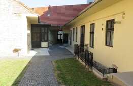 Arhitectura deosebita in centrul orasului. 