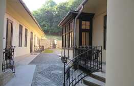 Arhitectura deosebita in centrul orasului. 