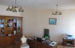 Arhitectura deosebita in centrul orasului. 