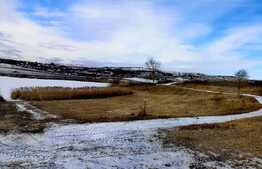 Teren 11600 mp pentru sala de evenimente cu vedere la lac 