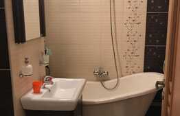 Apartament 3 camere, 63 mp, decomandat, zona Calea Floresti