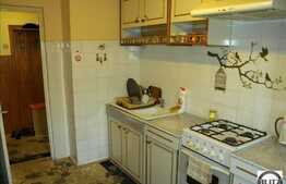 Vanzare 4 camere in zona strazii Aurel Vlaicu!