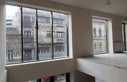 Spatiu comercial, 85 mp, vitrina imensa! amplasat la mezanin