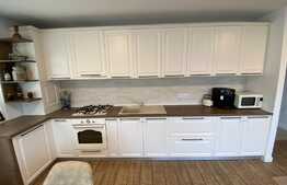 3 camere, 74 mp, la cheie,ultra lux,1 parcare, zona strazii Sesul de Sus!