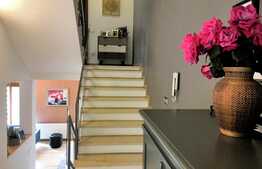 Casa  finisata, mobilata si utilata modern lux, 210 mp utili, 415 teren, panorama!