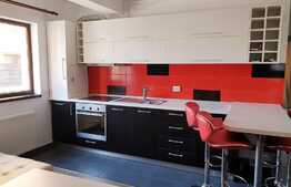 Apartament 3 camere, 53 mp, gradina, zona strazii Stejarului 