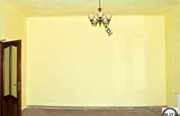 Apartament pentru locuit sau sediu de firma!