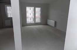 Garsoniera de 40 mp, etaj intermediar, parcare!