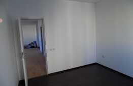 Apartament spatios, 3 camere, 81 mp, parcare!
