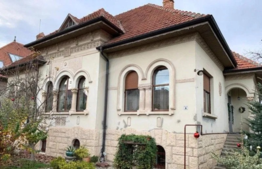 Birou in vila interbelica, 105 mp, parcare inclusa