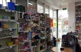 Spatiu comercial, 220 mp,  Vitrina imensa, zona cu vad, activitate comerciala neintrerupta in ultimii 10 ani