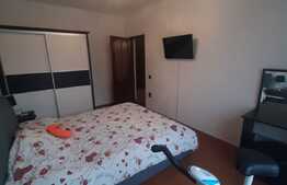Apartament decomandat, expunere sudica, parcare, etaj intermediar, zona Porii