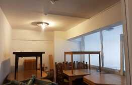 Spatiu comercial, 196 mp, parter + mezanin, vitrina, complex de spatii comerciale