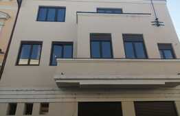 Casa cu 2 apartamente in zona ultracentrala