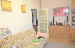 Apartament 3 camere, 65 mp, decomandat , GARAJ ,  zona strazii Bucuresti!