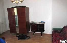 Garsoniera de vanzare, 25 mp utili, zona P-ta Zorilor, cu boxa la subsol