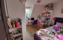 Apartament 3 camere, 60 mp, modern, 2 parcari, mobilat, boxa, zona Regionala CFR