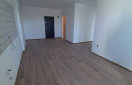 Finisaje noi, parcare subterana, etaj intermediar, zona Vivo