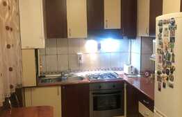 2 camere, decomandat, 40 mp, etaj intermediar, zona strazii Grigore Alexandrescu