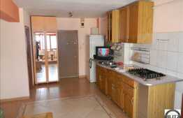 Apartament cu 3 camere de inchiriat pe Dorobantilor.