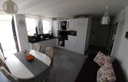 Apartament 3 camere, 57 mp, finisat si mobilat lux, terasa de 145mp, garaj, zona Romul Ladea