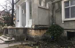 De vanzare apartament cu gradina, zona Gradina Botanica!