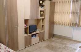 1 camera, decomandat, 33 mp., zona Cetatii