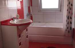 Apartament 2 camere, 54 mp, cu parcare, zona strazii Florilor