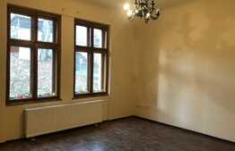 Apartament 4 camere, 140 mp, garaj, zona strazii Emil Racovita