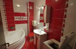 Parcare, 2 balcoane, etajul 2, zona Terra