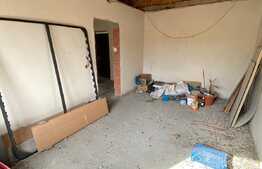 Apartament 3 camere, 82 mp, semifinisat, zona Eroilor