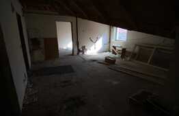 Apartament 3 camere, 82 mp, semifinisat, zona Eroilor