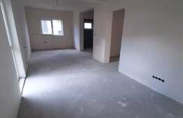 Apartament semifinisat, parcare optionala, zona Sub Cetate