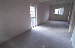 Apartament semifinisat, parcare optionala, zona Sub Cetate