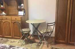 Garsoniera, 28 mp, balcon, zona strazii Primaverii