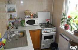 Apartament cu 1 camera de vanzare, cu loc parcare si boxa pentru depozitare